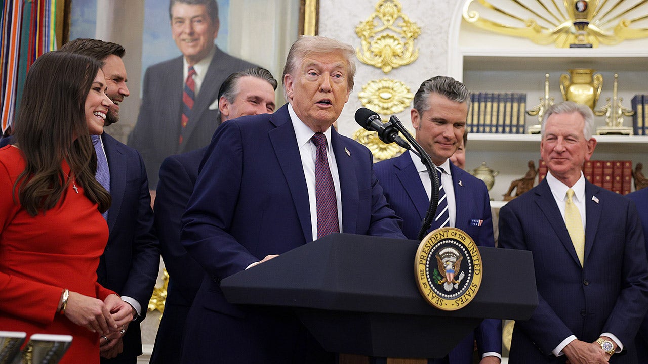 College football news: Trump references Alabama's stunning upset loss